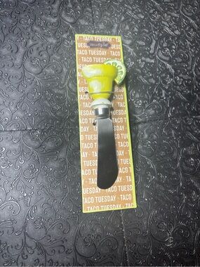 New Mud Pie Spreader